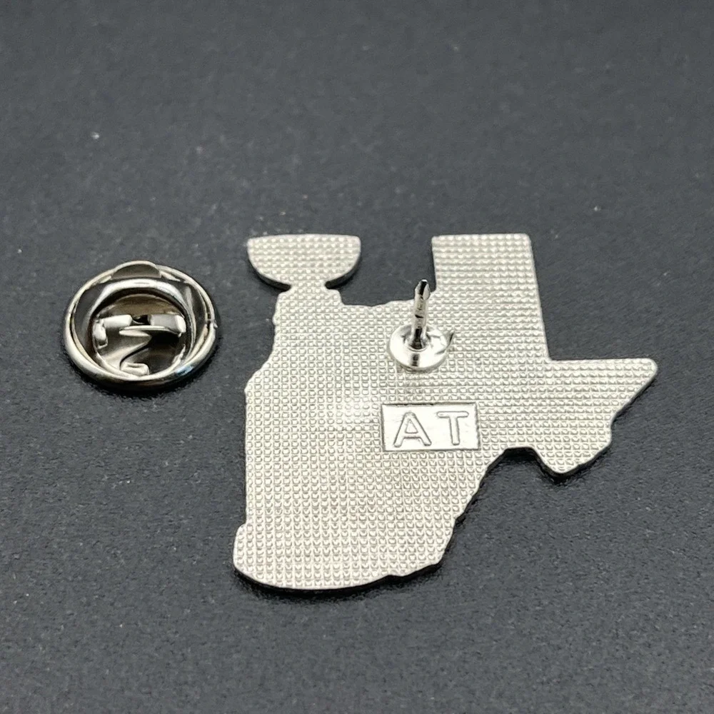 Texas Junior Stars Hockey Association Trophy Lapel Hat‎ Pin